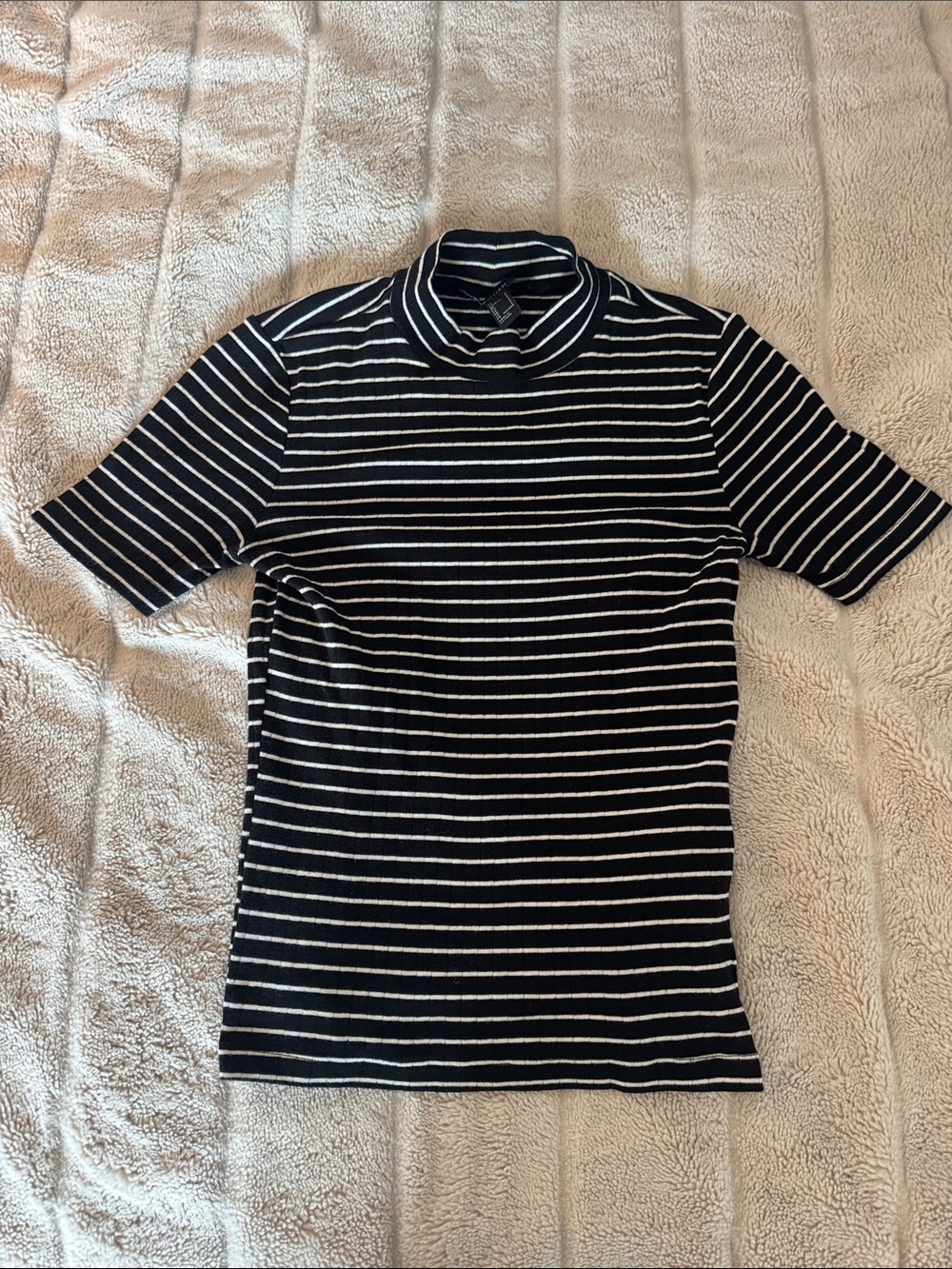 Forever 21 Black and White Striped Short-Sleeve Mock Neck Top